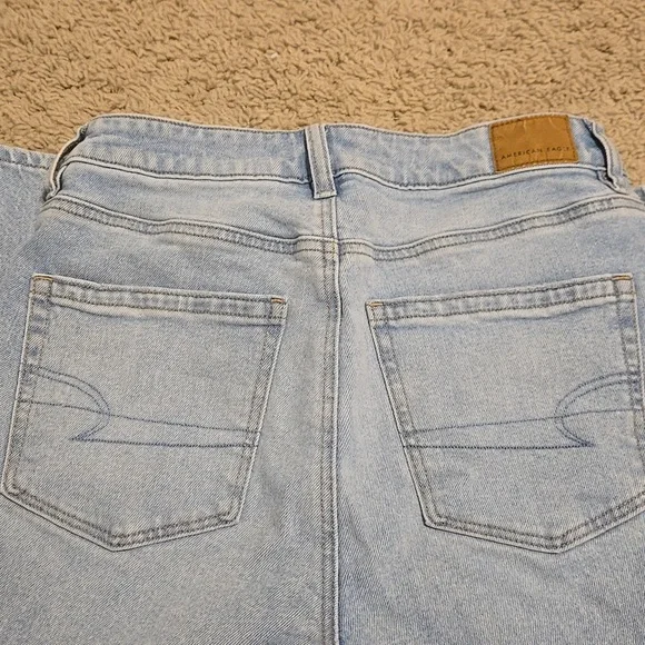 American Eagle Light Blue Straight Leg Jeans Size 4 - Picture 3 of 5